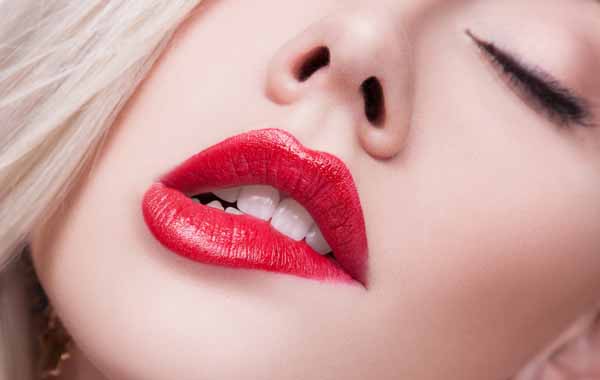 10 Sedute rimpolpamento labbra con Radiofrequenza -81% di sconto