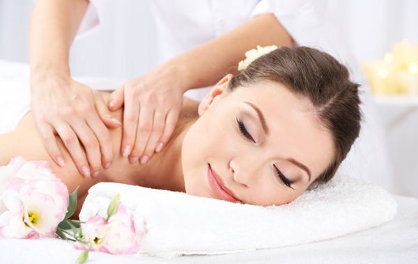 3 Trattamenti decontratturanti, riflessologia plantare o relax con campane tibetane -68% di sconto