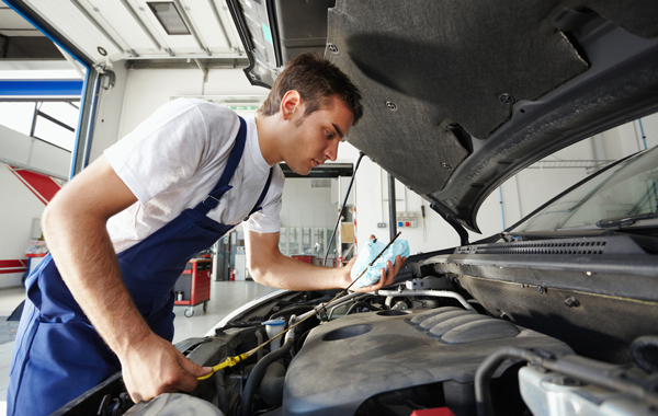 Coupon Tagliando auto fino 1800cc da Autofriuli a Pasian di Prato -74%