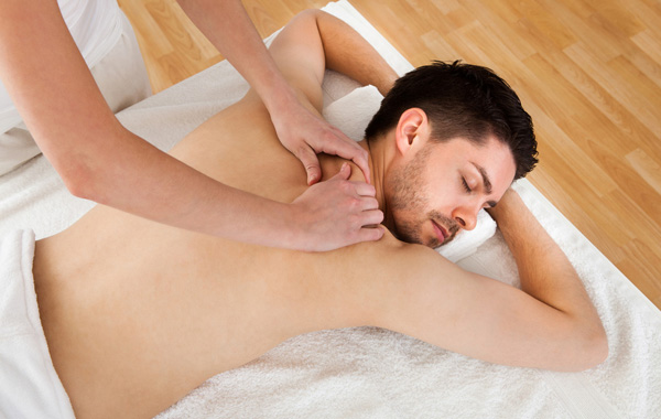 3 Massaggi decontratturanti schiena -59% di sconto