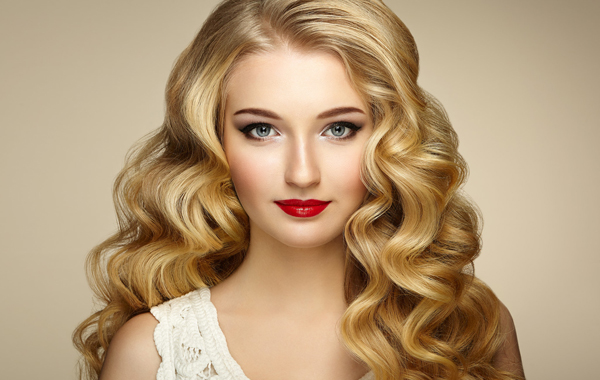 Shampoo, meches o shatush, taglio e piega moda -64% di sconto