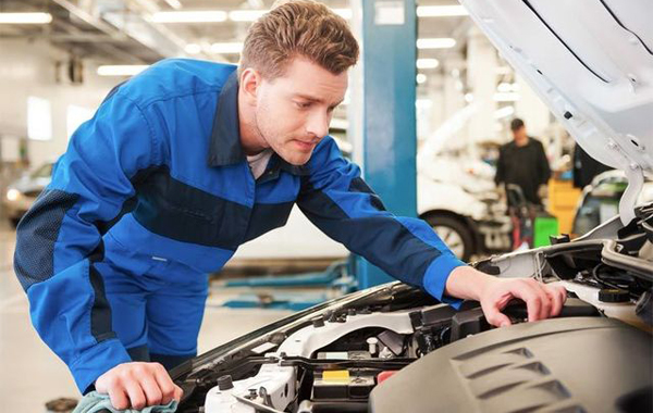 Tagliando auto fino 1400cc -68% di sconto