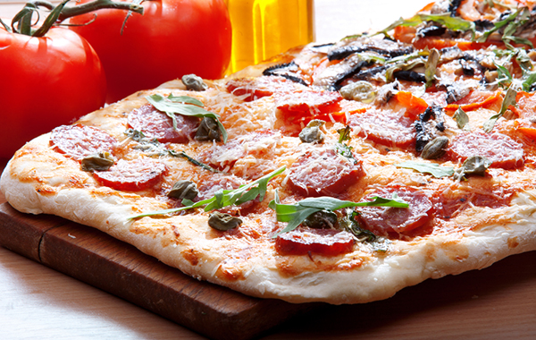 60cm di pizza e bibita per 2 persone -48% di sconto