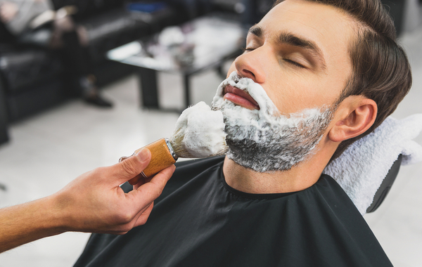 Taglio capelli e barba UOMO -50% di sconto