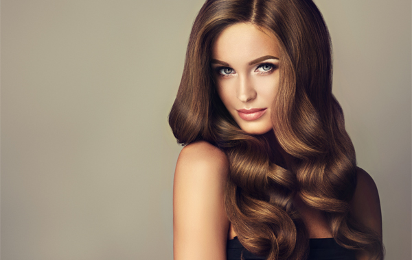 Shampoo, taglio e colore da EFFETTI SPECIALI -57% di sconto