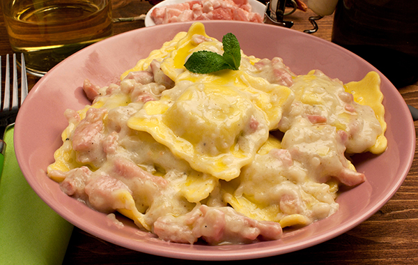 Ravioli S. Daniele e fonduta di formaggio, secondo e dolce x2 pers. -51% di sconto