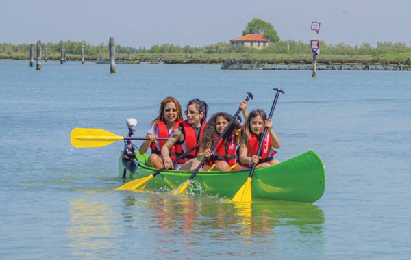 Giro in kayak per 10 persone nella laguna di Venezia con LAGUNIAMO -60% di sconto