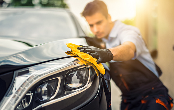 5 lavaggi esterni e ceratura auto presso Stazione Servizio Q8 a Pasian di Prato -62% di sconto