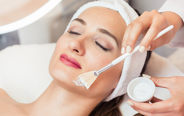 Trattamento DETOX viso da Lo...Studio -47% di sconto