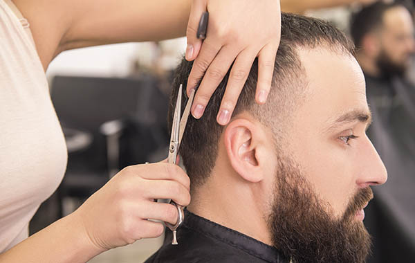 Shampoo e taglio moda UOMO da GeG -50% di sconto