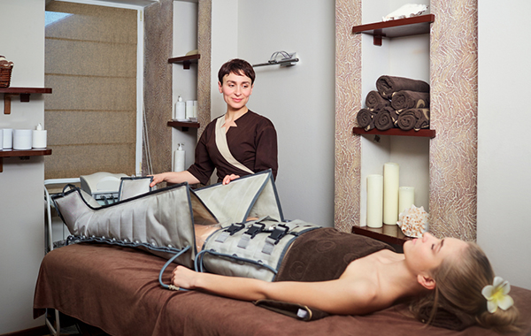 7 Sedute PRESSOTERAPIA + BENDAGGI da Elettra Studio Estetico -86% di sconto