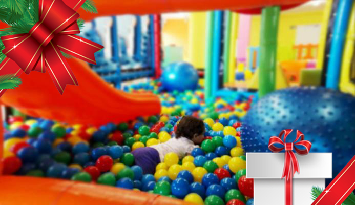 5 Ingressi parco giochi gonfiabili per bambini "REGALO NATALE" -51% di sconto