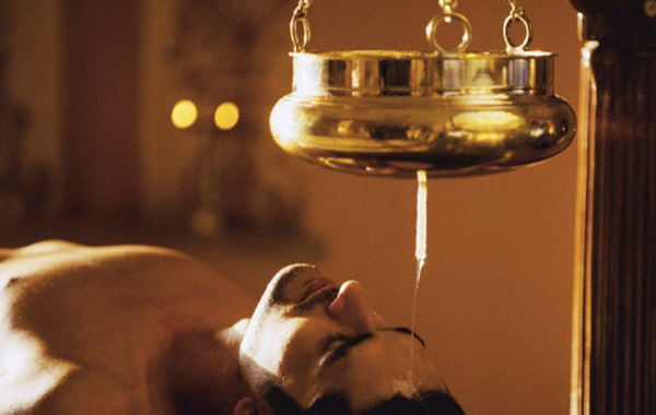 Trattamento shirodara con oli essenziali e taglio UOMO da M PARRUCCHIERI -58% di sconto