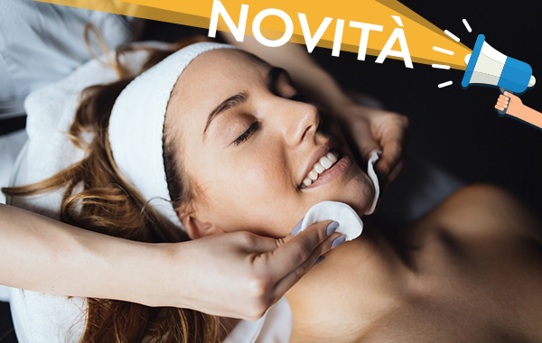 Trattamento e pulizia viso con acido glicolico da ESTETICA GLAMOUR -56% di sconto