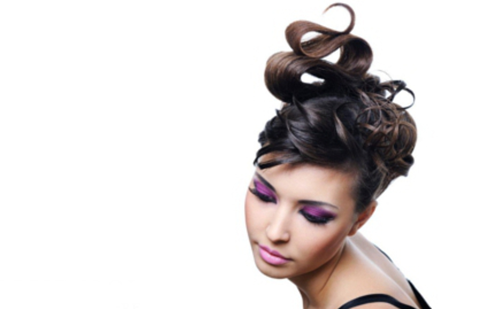 Shampoo, taglio, maschera e piega -50% di sconto