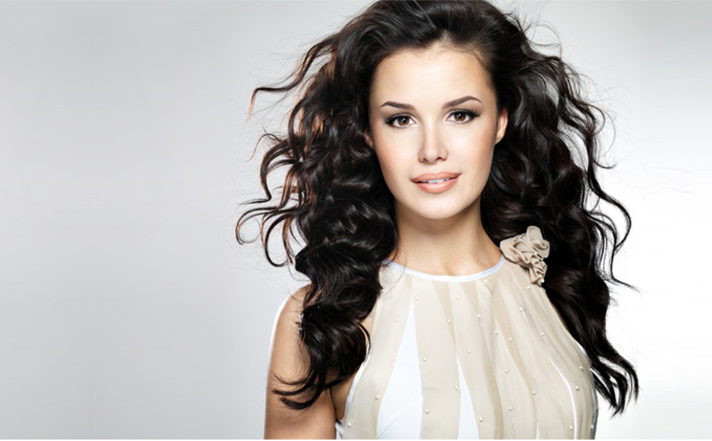 Shampoo, colorazione e servizio piega  -50% di sconto