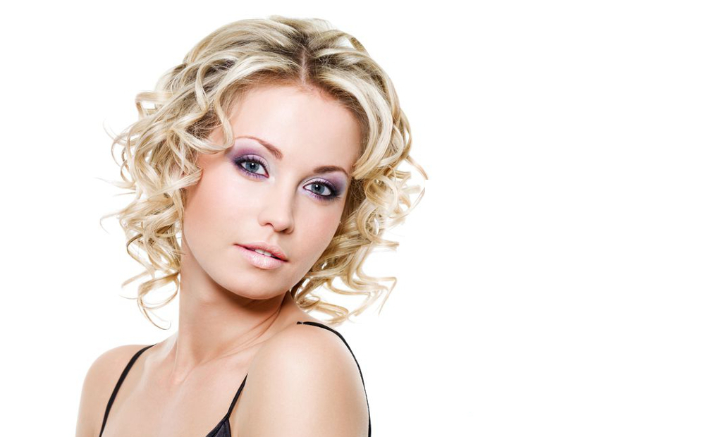 Taglio, trattamento benessere e piega -55% di sconto