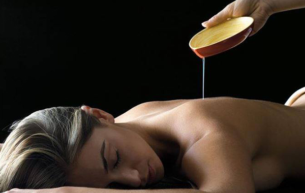 Massaggio relax, decontratturante o anticellulite da Black Queen -62% di sconto