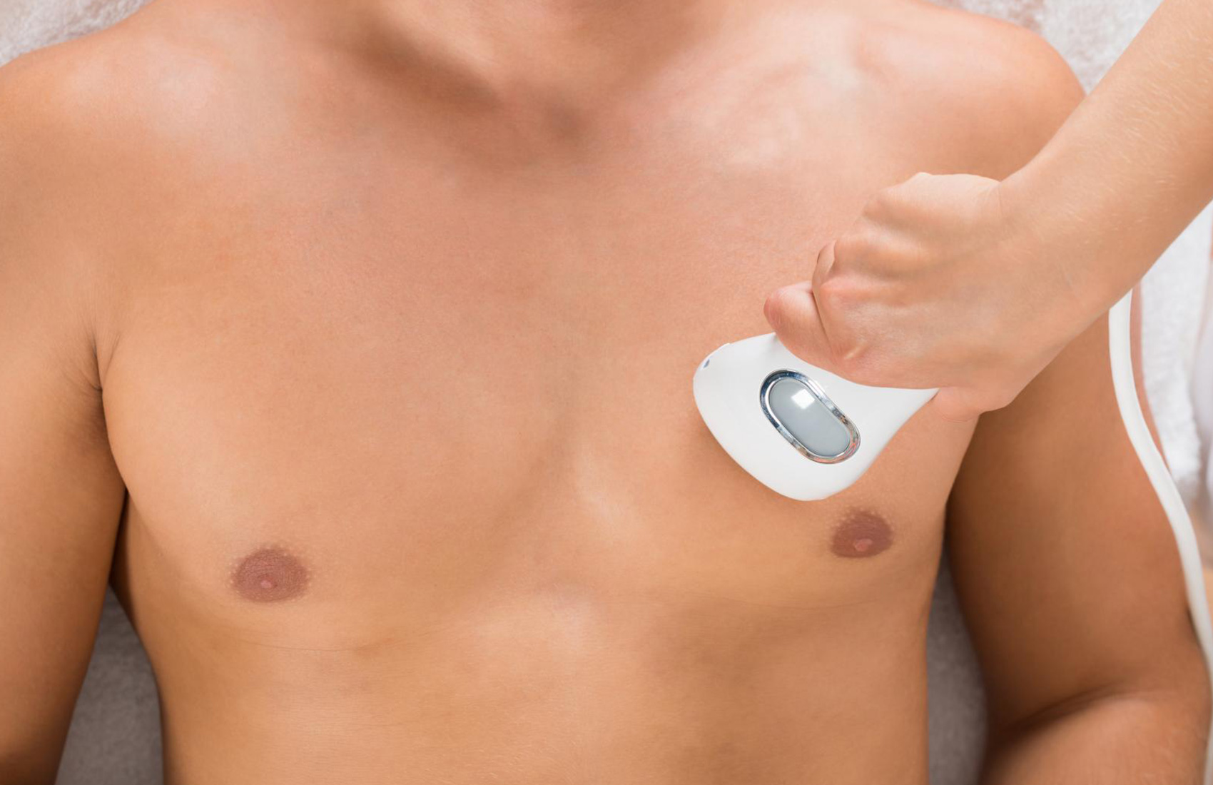 8 Sedute Uomo epilazione permanente LASER-DIODO schiena o petto da Lo...Studio -50% di sconto