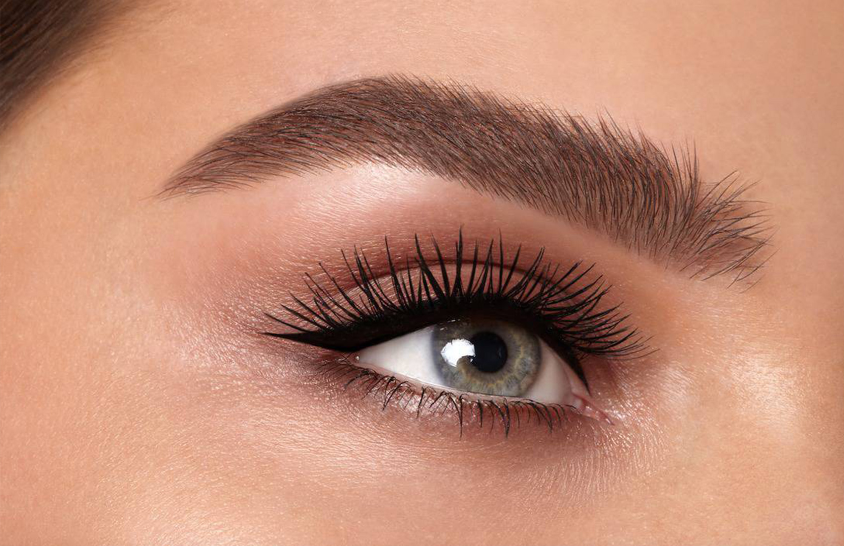 Trucco semipermanente sopracciglia tecnica Microblading -50% di sconto