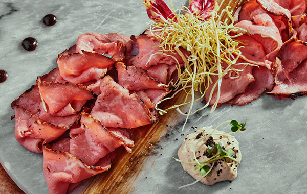 Coupon Apericena "Trieste" per 2 persone da DOM Food&Wine a Udine -50%