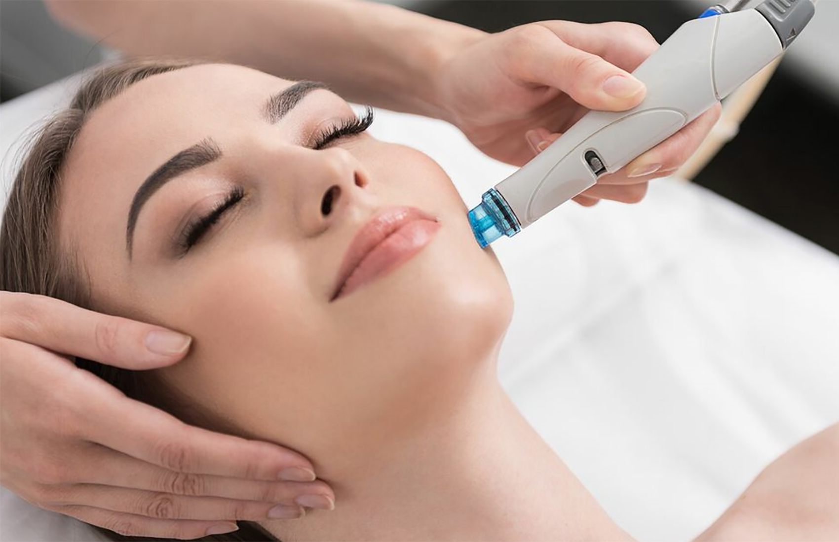 Coupon 3 Trattamenti viso superidratanti a ultrasuoni da Light Queen Udine -51%