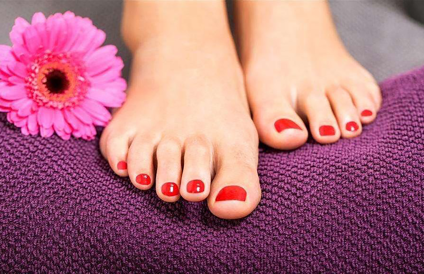 Coupon applicazione smalto semipermanente piedi Tiziana Lorusso Gradisca -35%