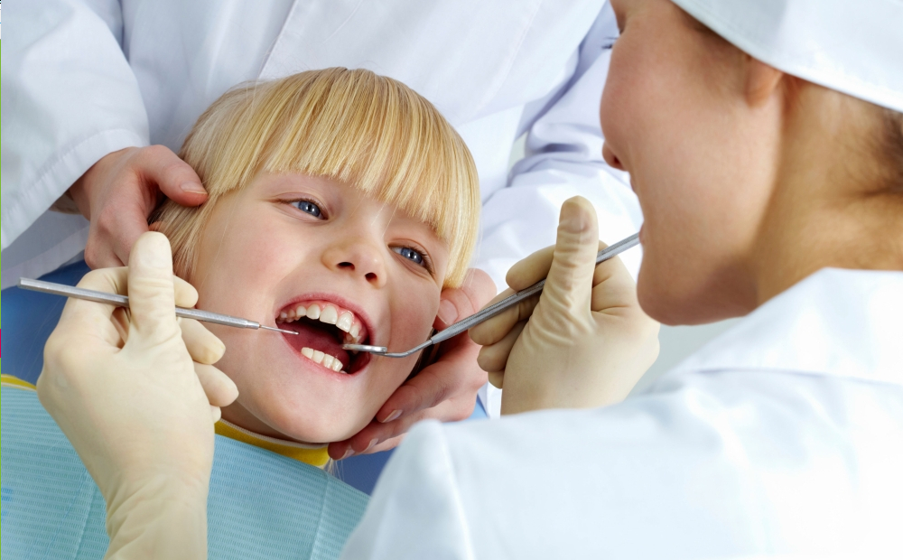 Igiene orale e trattamento fluoro per bambini -50% di sconto