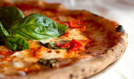 2 pizze da asporto -50% di sconto