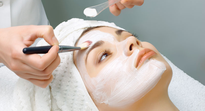 Pulizia del viso con vaporizzatore -50% di sconto