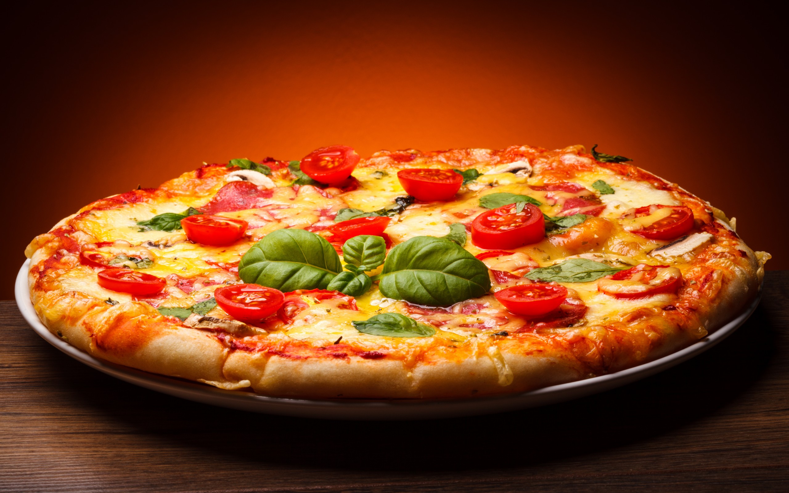 Menù pizza, bibita, dolce, caffè -50% di sconto