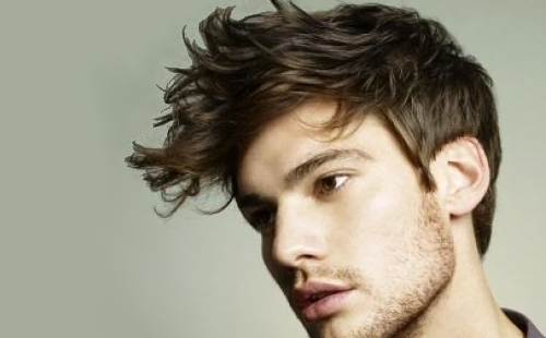 Shampoo e taglio UOMO  da "FORMA E COLORI" -50% di sconto