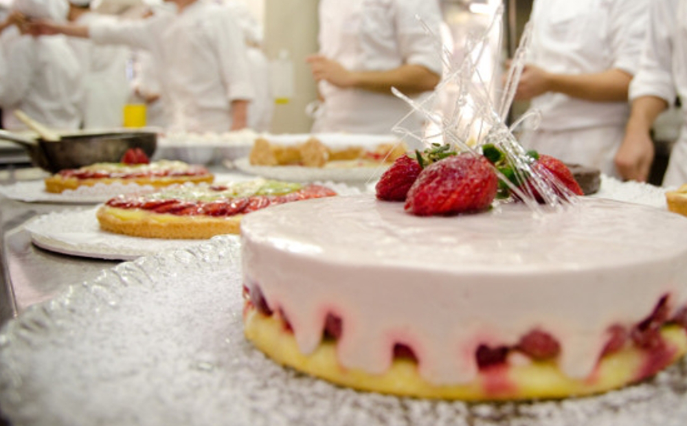 Corso pasticceria base "LA RED VELVET" -51% di sconto