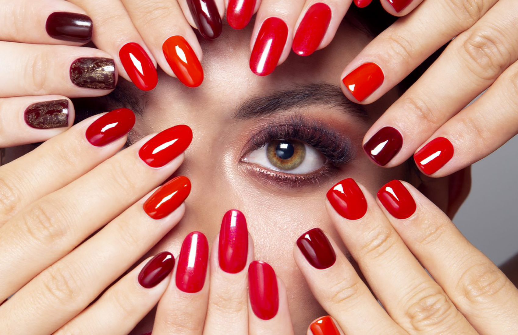 Ricostruzione Unghie + Dry Manicure da MaVi Nails Remanzacco -40% di sconto