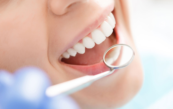 Visita e Pulizia Dentale Studio Dentistico Dott. Claudio Macrì Udine -51%