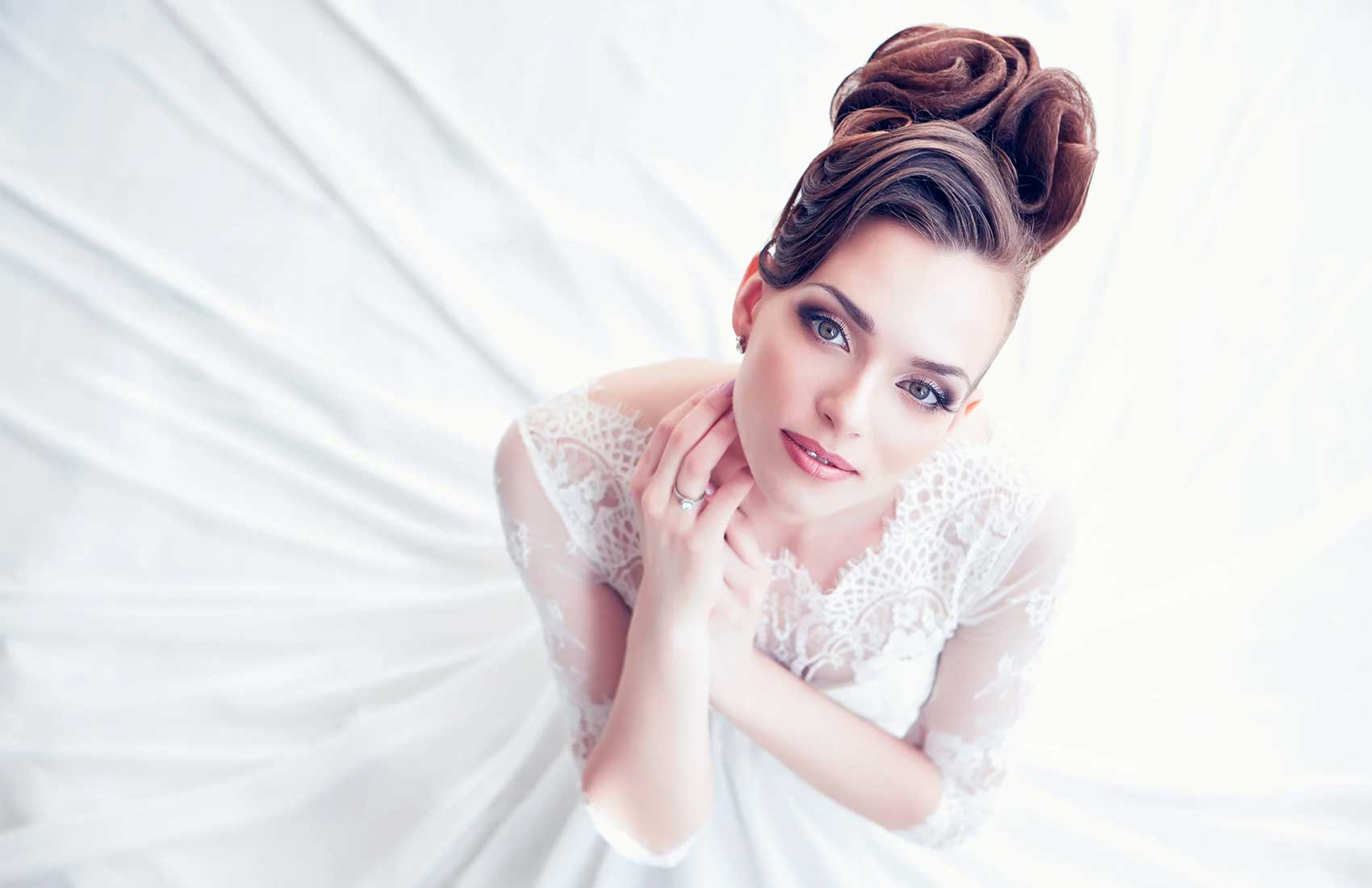 Pacchetto SPOSA: Ricostruzione Unghie e Make Up Lilia Make Up Artist Udine -48%