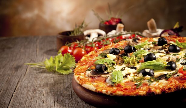 Menù pizza, bibita, dolce  -50% di sconto