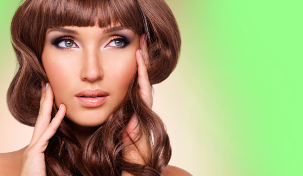 4 pacchetti capelli con shampoo e piega moda  -75% di sconto