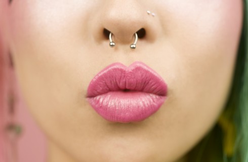 Piercing applicazione e gioiello -51% di sconto