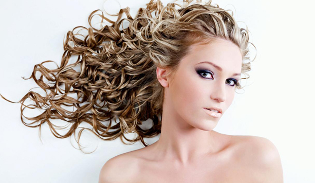Shatush, colore, taglio, maschera e piega -56% di sconto
