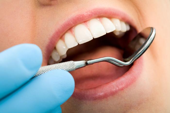 Visita specialistica, igiene dentale, smacchiamento  -80% di sconto
