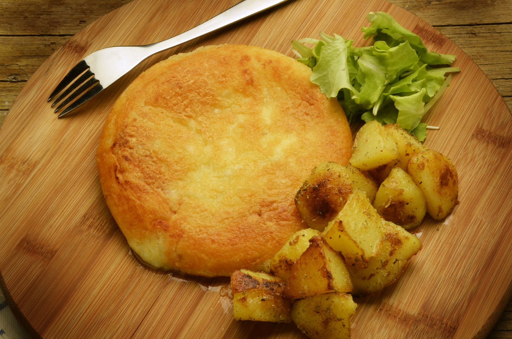 Aperitivo, 4 portate e dessert x 2 persone al Calice D'Oro -56% di sconto