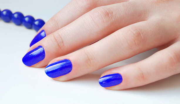 Smalto semipermanente mani -50% di sconto