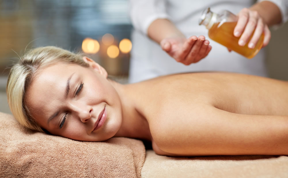 Fango detossinante, oli essenziali per corpo e viso -41% di sconto