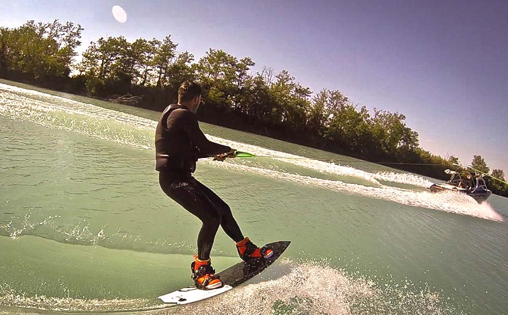 2 Lezioni WAKEBOARD per 1 o 2 persone -57% di sconto