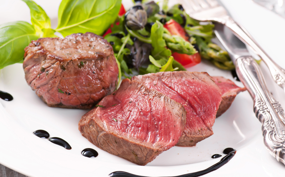 Menu per 2 persone con 2 portate, dolce, caffè e calice -40% di sconto