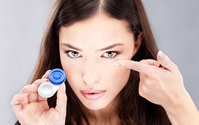 2 confezioni di lenti a contatto e soluzione unica -45% di sconto