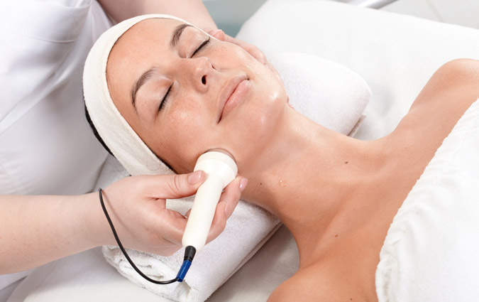 Pulizia viso con RADIOFREQUENZA -50% di sconto