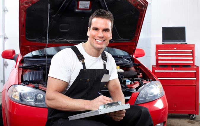 Tagliando auto fino 2500cc ad Aquileia -57% di sconto