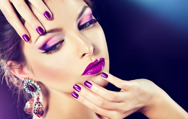 Manicure e smalto semipermanente a Pordenone -54% di sconto